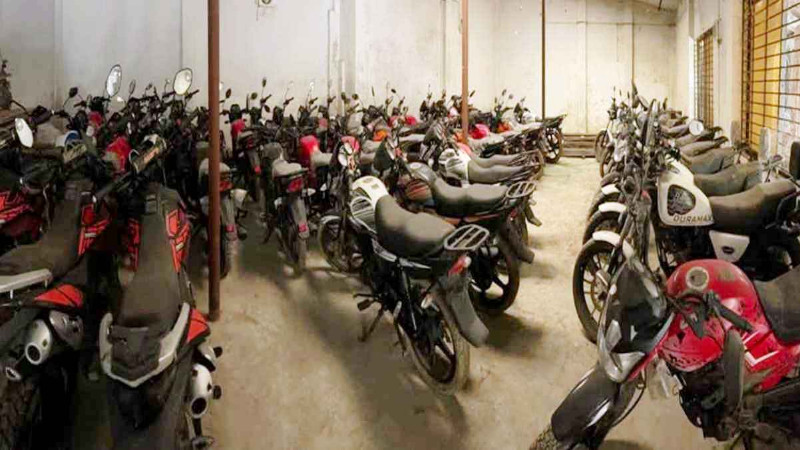 যশোরে লুকানো ৭৭টি আমেরিকান মোটরসাইকেল, গোডাউন সিলগালা