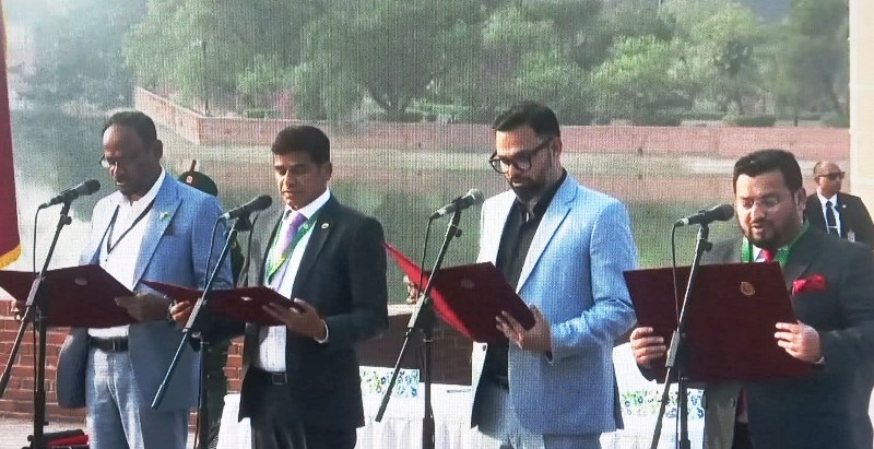 প্রতিমন্ত্রী হওয়ার খবরে বোদা ও দেবীগঞ্জে আনন্দ উল্লাস, মিষ্টি বিতরণ