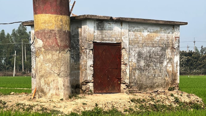 হামিদপুর ইউপির জব্বারপাড়া গ্রামে চাঁদার দাবিতে গভীর নলকুপ দখল করে তালাবদ্ধ