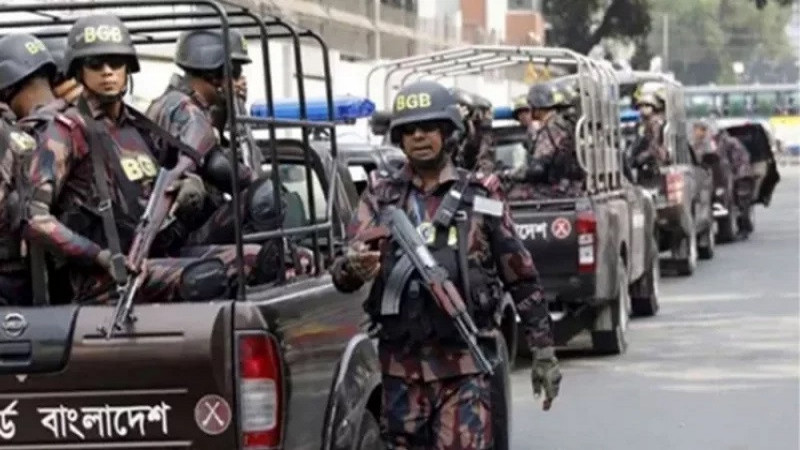 রাজধানীতে ৬ প্লাটুন বিজিবি মোতায়েন