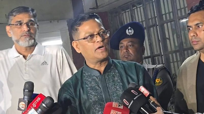 নিজেই রাস্তায় নেমেছি, অপরাধীদের ছাড় নেই: আইজিপি
