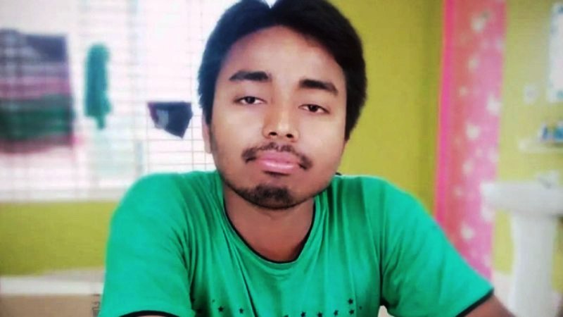 তেল না পেয়ে ফিলিং স্টেশন ম্যানেজারকে ট্রাকচাপায় হত্যা
