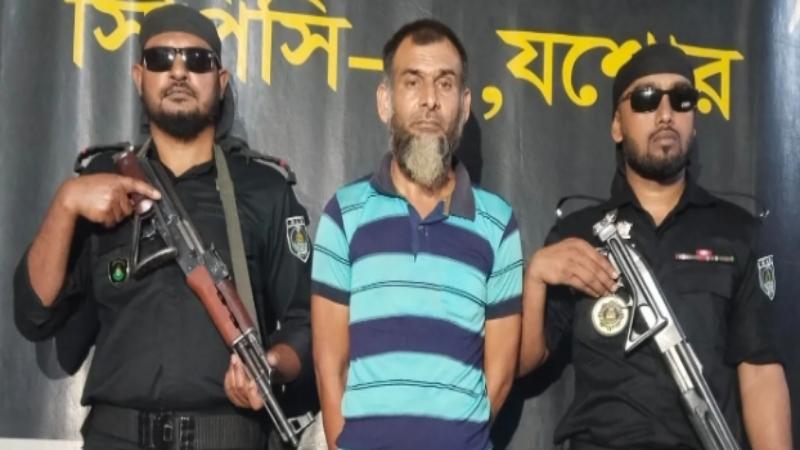 ডিজেল না পেয়ে ট্রাকচাপা দিয়ে হত্যা: ঘাতক চালক যশোরে আটক