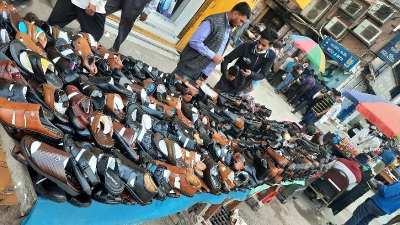 রাজধানীর ফুটপাত-সড়ক দখলমুক্ত করতে ডিএমপির কঠোর নির্দেশনা
