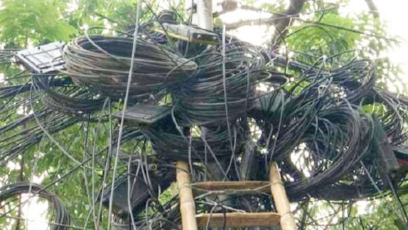 আত্রাইয়ে রাতের আঁধারে ক্যাবল লাইন কেটে নাশকতা সৃষ্টির অভিযোগ।