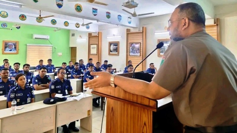 শিক্ষানবিস এএসপি ও সাব-ইন্সপেক্টরগণের মাঠ পর্যায়ে দিনব্যাপী প্রশিক্ষণ কর্মশালা