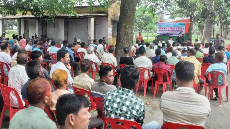 জয়পুরহাটে তিন দফা দাবিতে ফটক সভা ও বিক্ষোভ মিছিল