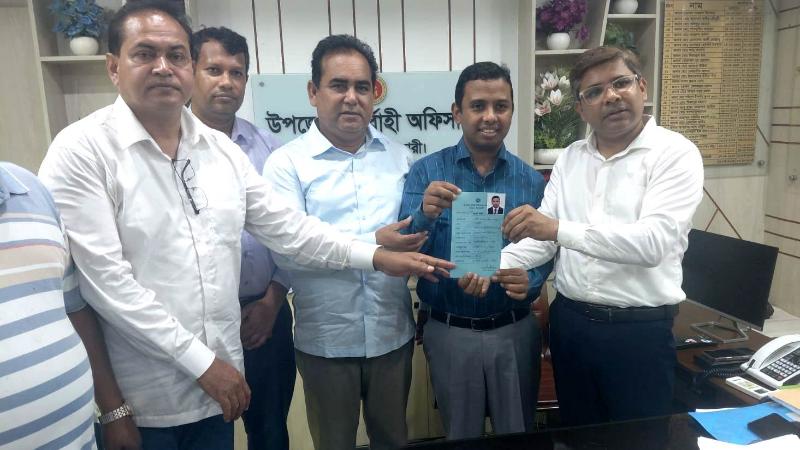 ডিমলায় তেল সরবরাহে শৃঙ্খলা ফেরাতে ফুয়েল কার্ড চালু