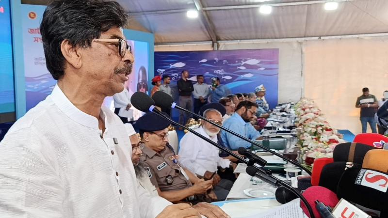ইলিশের উৎপাদন বৃদ্ধির লক্ষে জেলে সহ সকলকেই ভূমিকা রাখতে হবে : মন্ত্রী আমিন উর রশিদ