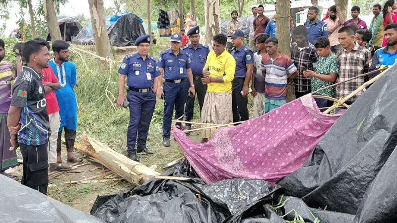 আত্রাইয়ে কালবৈশাখী ঝড়ে গাছের চাপায় অন্তঃসত্ত্বা নারীর মৃত্যু