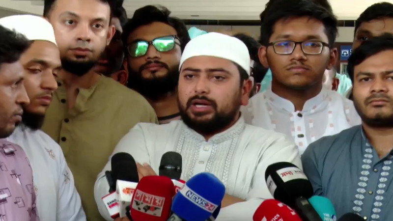 অধ্যাদেশ বাতিলের বিরুদ্ধে ড. ইউনূসকে রাজপথে নামতে হবে: নাহিদ ইসলাম