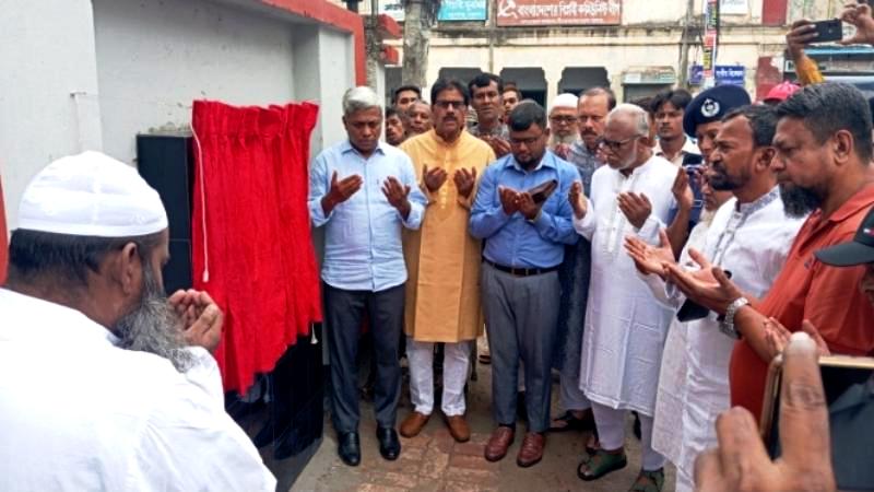 যশোরে পৌরসভার বেহাল সড়কগুলো দ্রুতগতিতে সংস্কার হবে: প্রতিমন্ত্রী অমিত