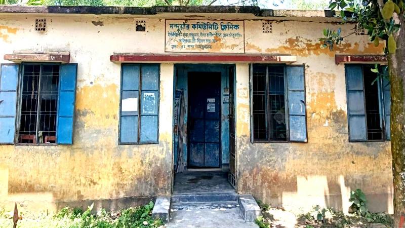 রাণীশংকৈলে ২৭টি কমিউনিটি ক্লিনিক সেবা অচল- ওষুধ নেই, মিলছে না সেবা