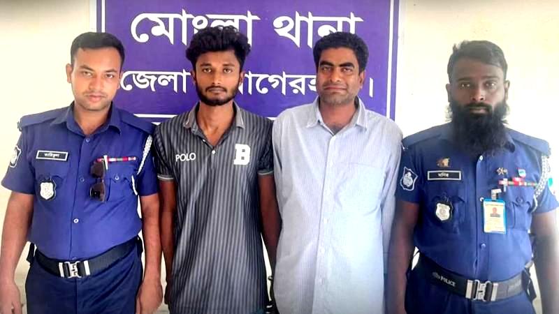 মোংলার সিঙ্গাপুর হোটেলের ম্যানেজারসহ দুই জন কে গ্রেফতার
