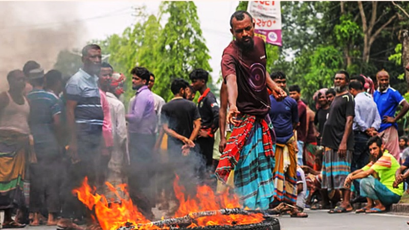 খুলনায় কেসিসি প্রশাসকের আশ্বাসে পাট শ্রমিকদের আন্দোলন স্থগিত