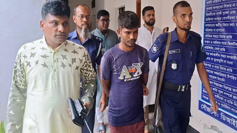 জয়পুরহাটে ১২ বছরের শিশুকে ধর্ষণের অভিযোগে সৎ বাবা গ্রেপ্তার