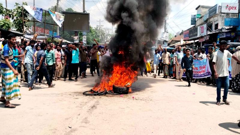ভোলায় বিএনপি নেতা জাকির ফরাজীর মুক্তির দাবিতে বিক্ষোভ