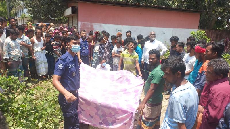 চাঁদপুরে সড়কের পাশ থেকে অজ্ঞাত ব্যাক্তির মরদেহ উদ্ধার