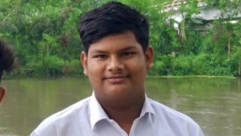 জয়পুরহাটে মোটরসাইকেল নিয়ন্ত্রণ হারিয়ে এসএসসি পরীক্ষার্থীর মৃত্যু