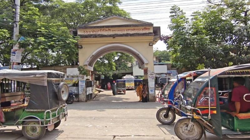 কুষ্টিয়ায় রাস্তা পারাপারের বাসের ধাক্কায় এক বৃদ্ধের মৃত্যু