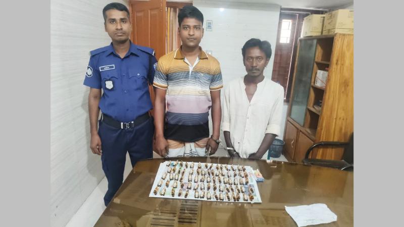 আত্রাইয়ে হেরোইন ও অ্যাম্পুলসহ ২জন মাদক কারবারি গ্রেফতার