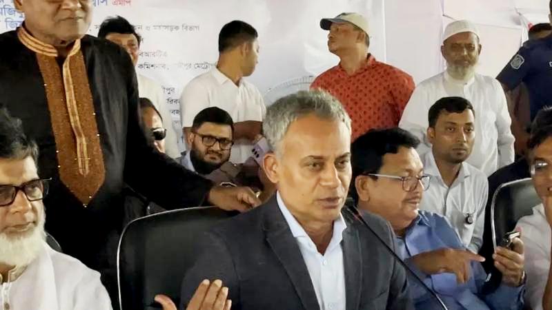 মহাসড়ক নির্মাণে ত্রুটিতে ঈদযাত্রায় ঘরমুখো মানুষের ভোগান্তি হতে পারে – সেতুমন্ত্রী