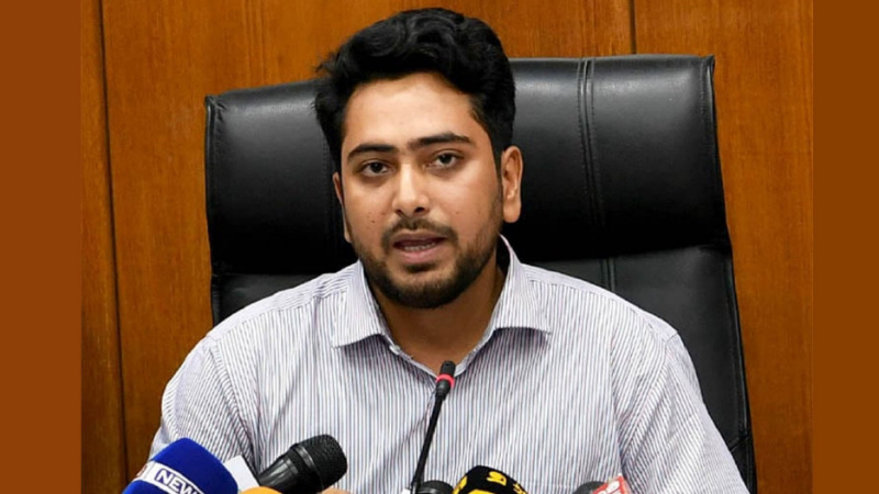 মবের বিরুদ্ধে সরকার ব্যবস্থা নিচ্ছে না: নাহিদ ইসলাম