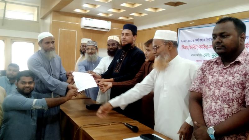পীরগঞ্জে সাংসদ বিতরণ করলেন ট্রেজারি বিল