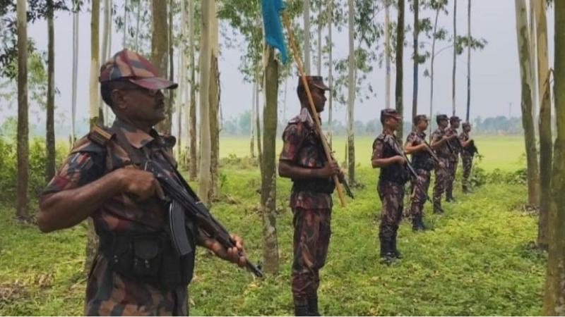 ফুলবাড়ী সীমান্তে ভারতের পুশইন ঠেকাতে বিজিবির কড়া নজরদারী