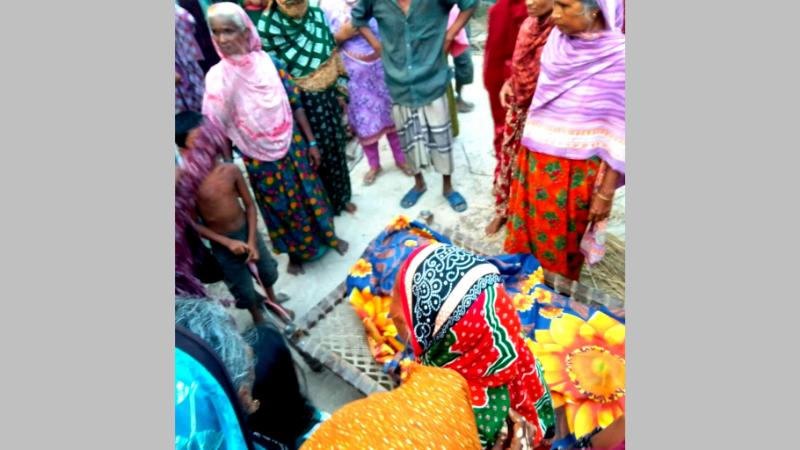 তানোরে নিখোঁজের একদিন পর বৃদ্ধার মরদেহ উদ্ধার নানা আলোচনা