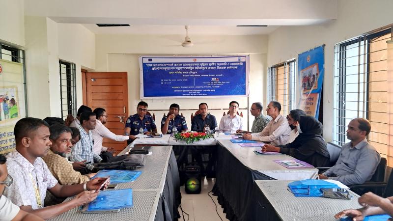 গ্রাম আদালত সম্পর্কে সচেতনতা বাড়াতে মোরেলগঞ্জে কর্মশালা