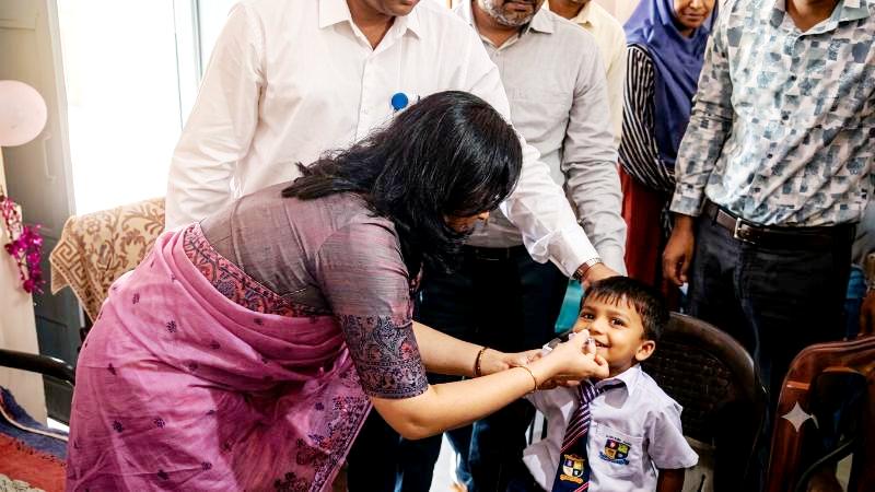 নাটোরে আড়াই লাখ শিশুকে ভিটামিন ‘এ’ প্লাস ক্যাপসুল খাওয়ানোর ক্যাম্পেইন শুরু