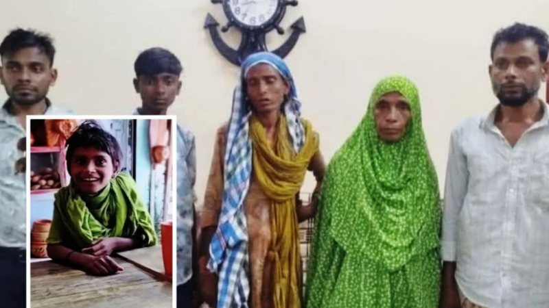 খানজাহান আলী মাজারের পুকুরে কুমিরের আক্রমণে নিহত সেই শিশুর মা ফিরে পেল পরিবার।
