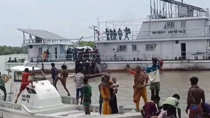 খুলনা সুন্দরবনে কোস্টগার্ড স্টেশনে অতর্কিত ভাবে হামলা ও ভাঙচুর চালিয়েছে দুর্বৃত্তরা