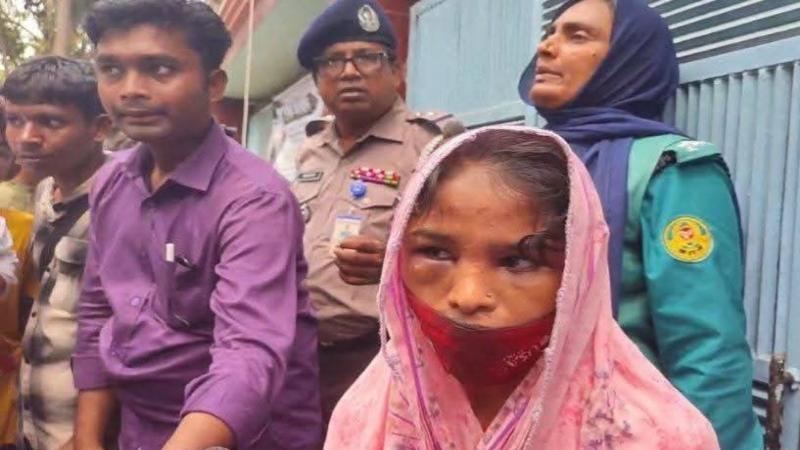 খুলনার সোনাডাঙ্গায় পুলিশ দম্পত্তির বিরুদ্ধে গৃহকর্মীকে নির্যাতনের অভিযোগ