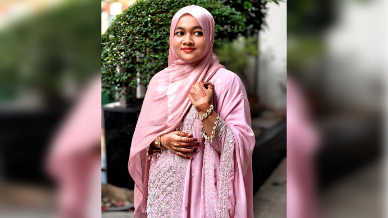 কলেজছাত্রী অরপার জীবনযুদ্ধে লড়াই: ক্যান্সারে থেমে গেছে স্বপ্ন, থামেনি আশা