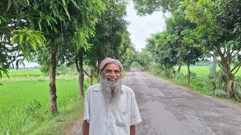 পীরগঞ্জে বৃক্ষের বাদশা