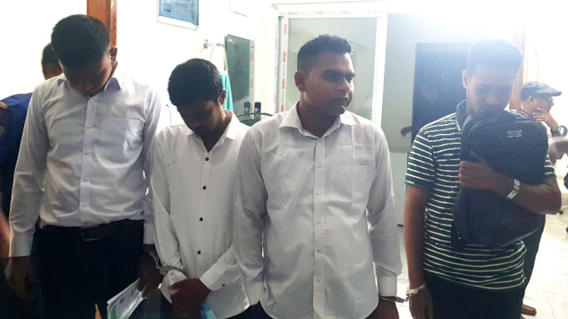 কুষ্টিয়ায় কর অঞ্চলের নিয়োগ পরীক্ষায় প্রক্সি: ৪ জন আটক