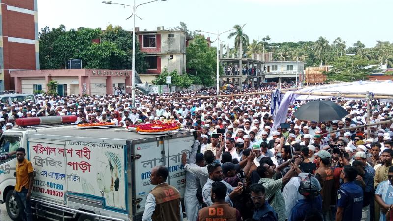 তোফায়েল আহমেদের দাফন সম্পন্ন, জানাজায় হাজারো মানুষের ঢল