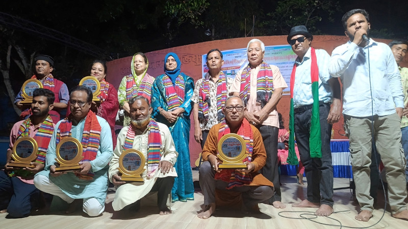 নীলফামারীতে ফিরোজ সাঁই স্মৃতি সংসদ আয়োজিত গুণিজনদের সম্মাননা