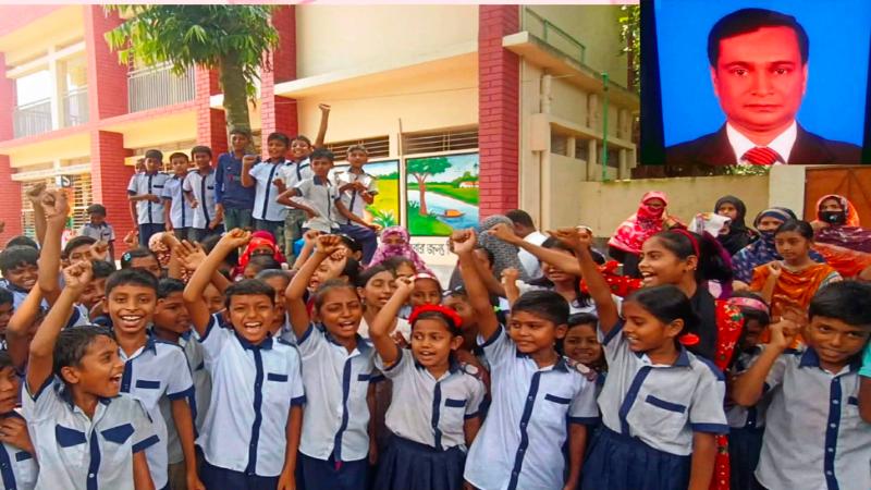 নওগাঁয় শিক্ষার্থীদের যৌন হেনেস্তার অভিযোগ প্রধান শিক্ষকের বিরুদ্ধে; তদন্ত শুরু