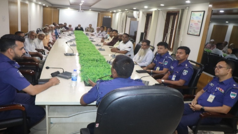 মাগুরা জেলা পুলিশের উদ্যোগে ৫ গ্রামের দু গ্রুপের মধ্যে সম্প্রীতি সভা অনুষ্ঠিত