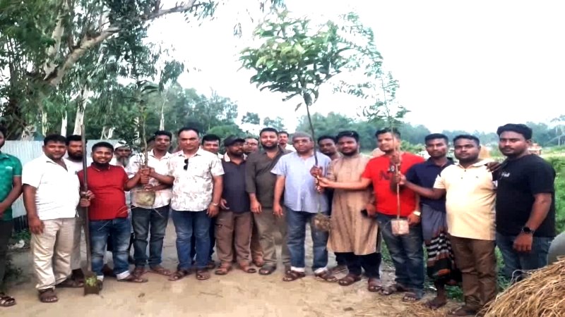 রৌমারী উপজেলার প্রতিটি ইউনিয়নের ওয়ার্ড পর্যায়ে নানা জাতের বৃক্ষরোপণ