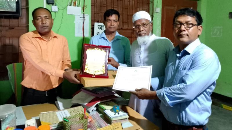 শিক্ষা ও সমাজ সেবায় সেরা গুণিজন সংবর্ধনা পেলেন আলহাজ্ব রফিকুল ইসলাম মন্ডল