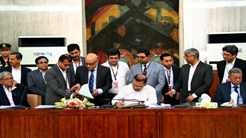 মন্ত্রিসভায় ৯ লাখ ৩৮ হাজার কোটি টাকার বাজেট অনুমোদন