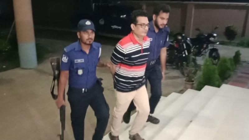 যশোরে ভারতে যাওয়ার সময় বেনাপোলে স্বেচ্ছাসেবক লীগ নেতা আটক