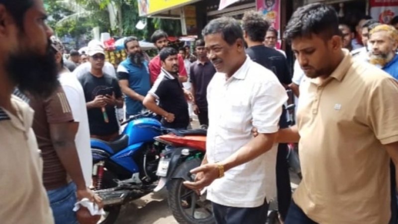 যশোরে ক্রেতা সেজে প্যাথিডিন কিনে অভিযান, দোকান মালিক আটক
