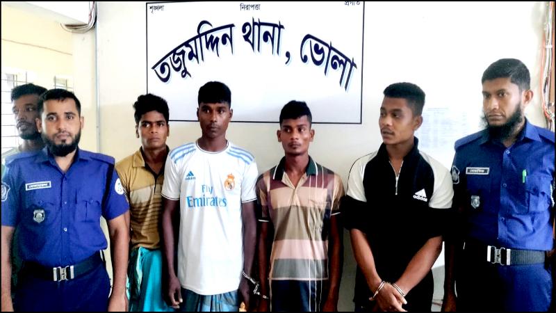 ভোলার তজুমদ্দিনে চাঁদার দাবীতে দুই জনকে হেনস্থার ঘটনায় ৪ জন আটক