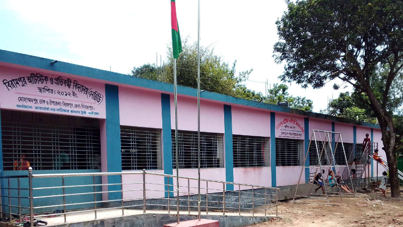 বিরামপুর অটিষ্টিক ও প্রতিবন্ধী বিদ্যালয়ের সাফল্য ছড়িয়ে পড়েছে