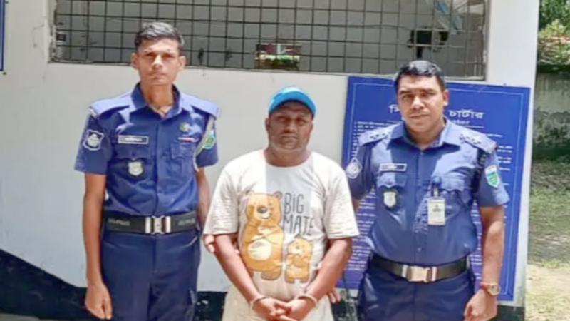 আত্রাইয়ে শিশু ধর্ষণ চেষ্টার অভিযোগে স্বাস্থ্যকর্মী গ্রেপ্তার